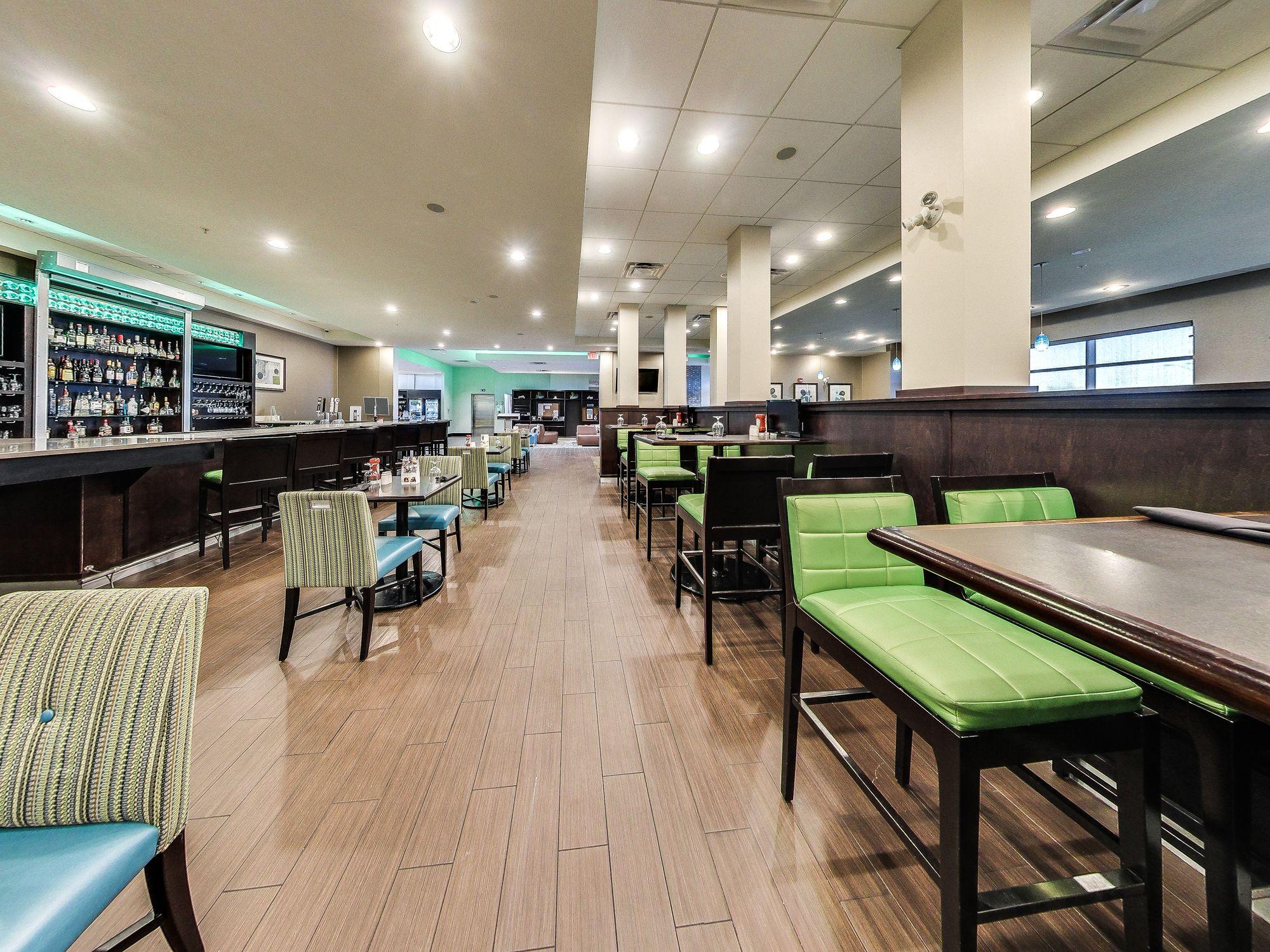 Holiday Inn Hotel & Suites Edmonton Airport Conference Centre By Ihg Nisku Buitenkant foto