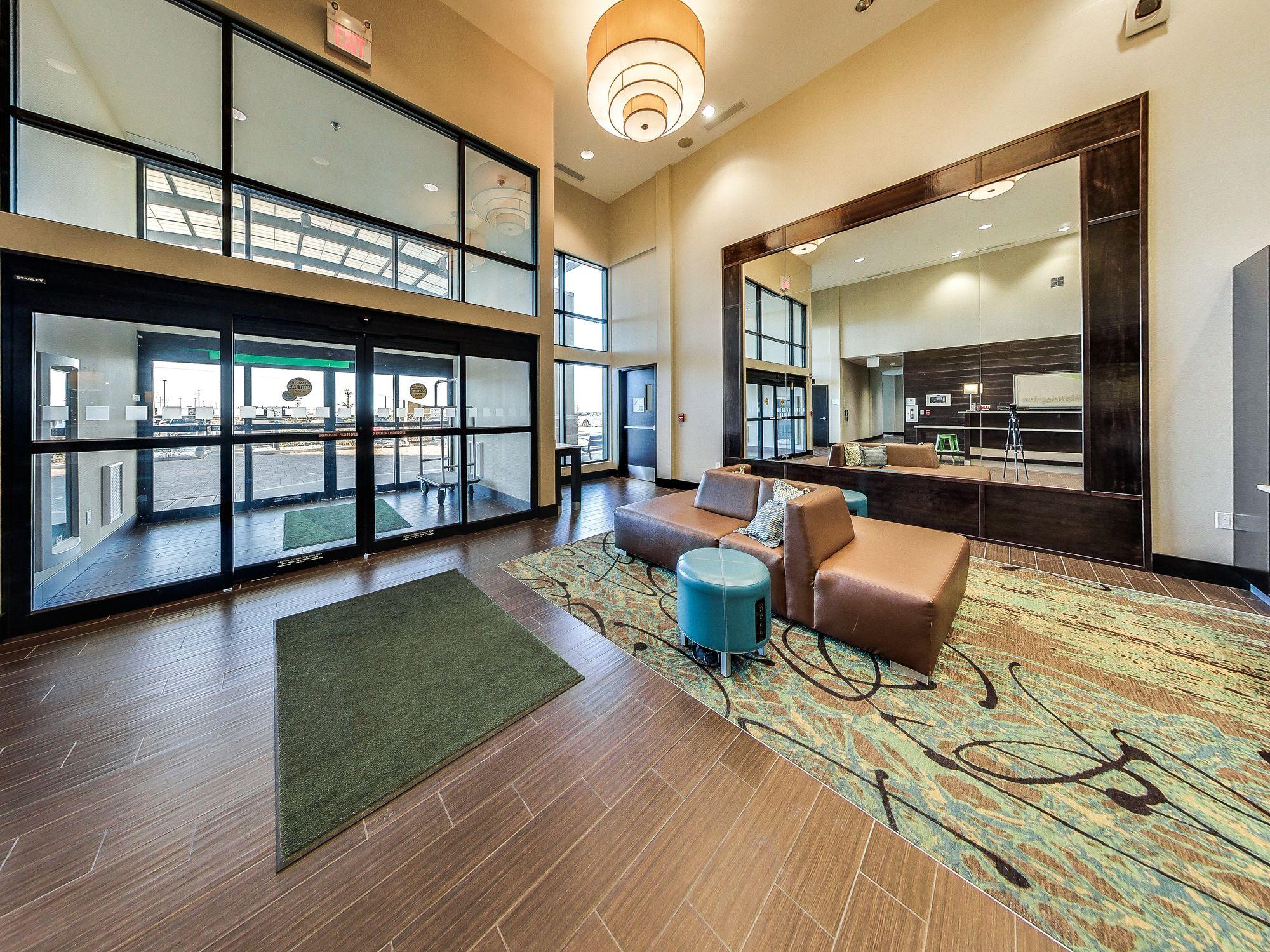 Holiday Inn Hotel & Suites Edmonton Airport Conference Centre By Ihg Nisku Buitenkant foto