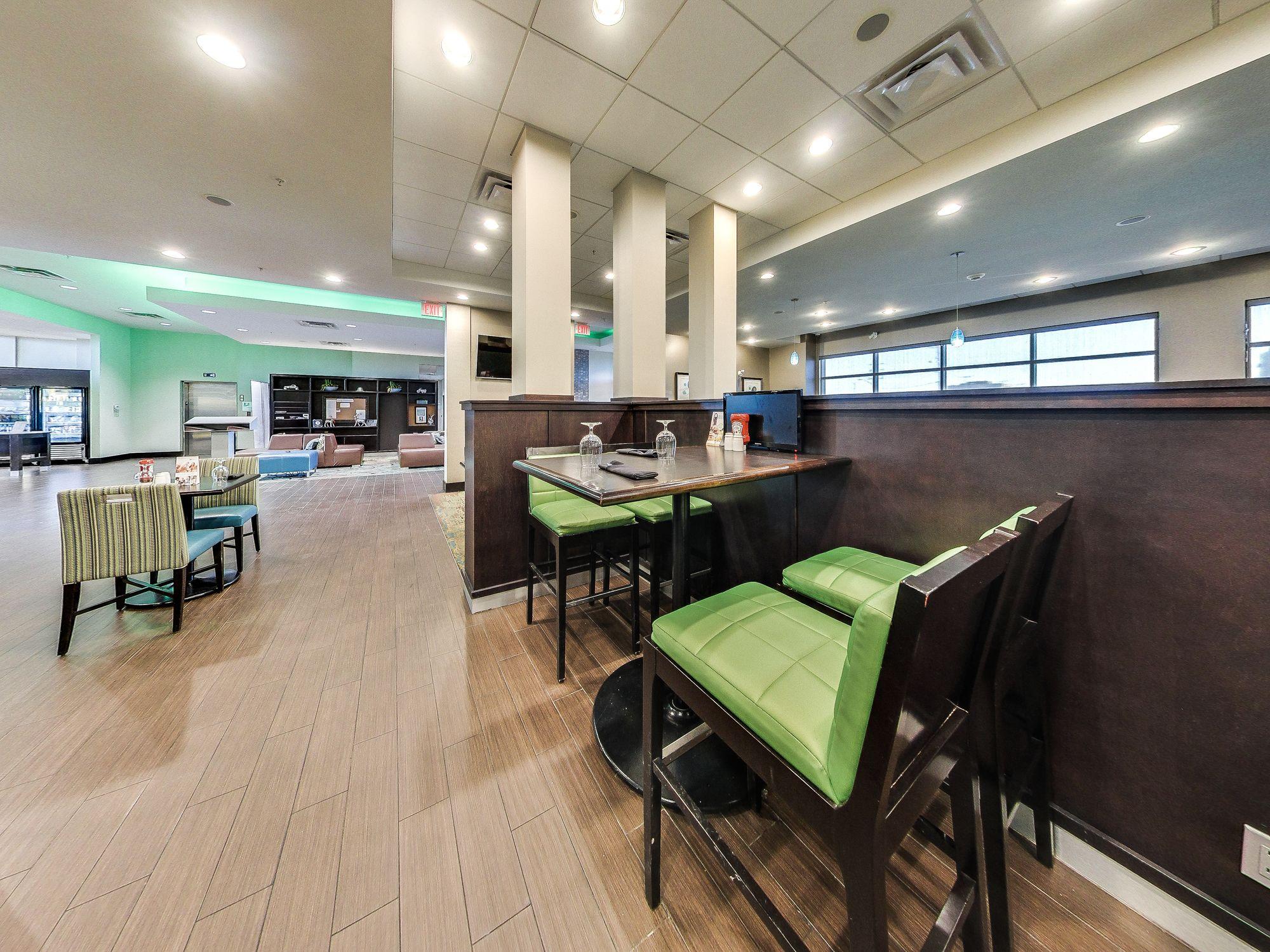 Holiday Inn Hotel & Suites Edmonton Airport Conference Centre By Ihg Nisku Buitenkant foto